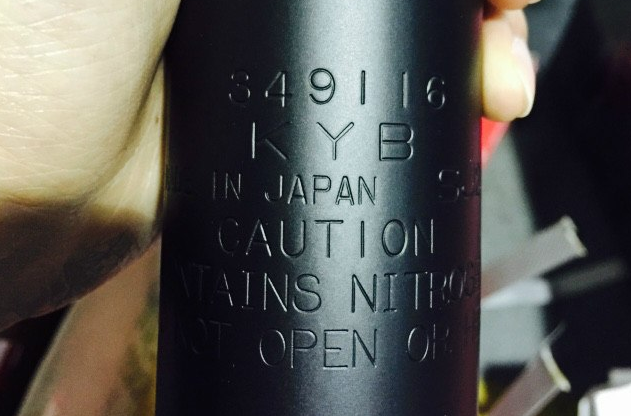如何辨别KYB减震器真假？(图2)